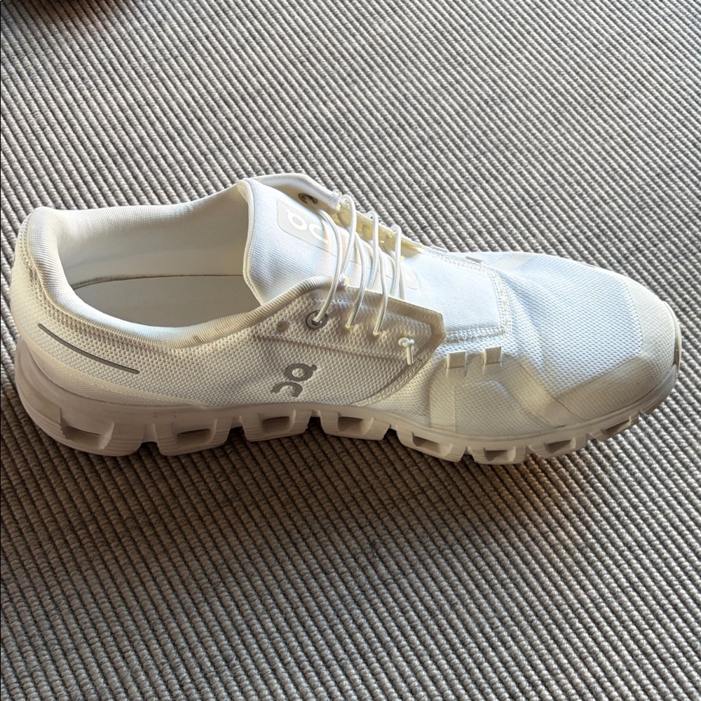 On Cloud - Cloud 6 - image 7